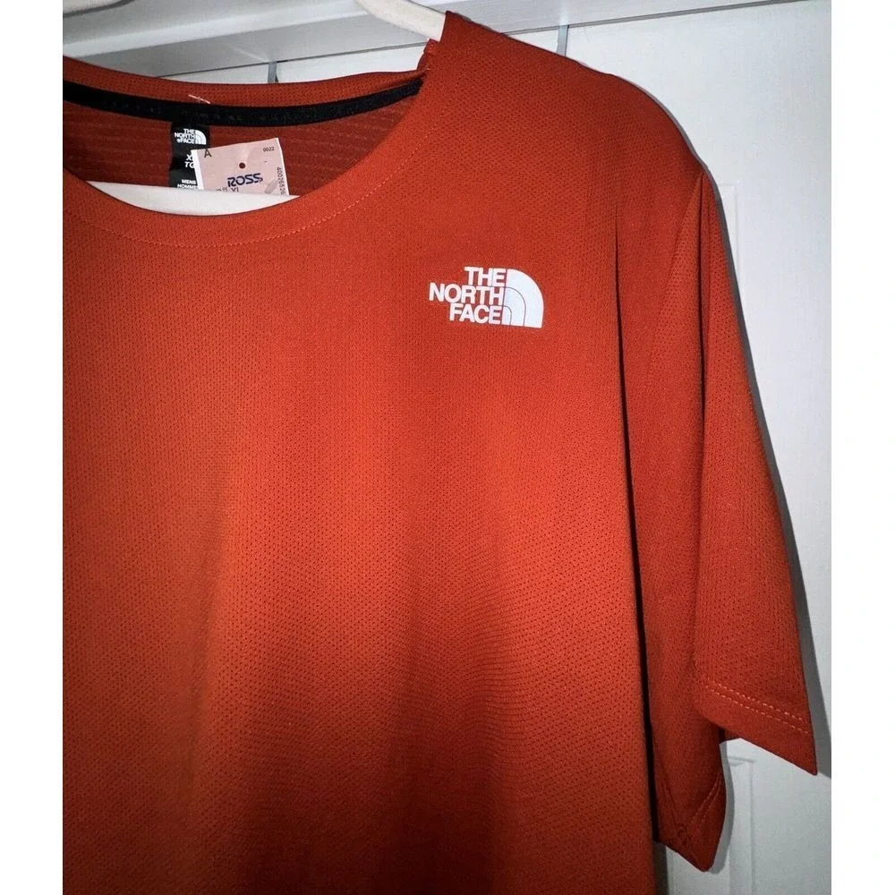 The North Face Sunriser‎ Short Sleeve Orange Rust Tee XL NWT